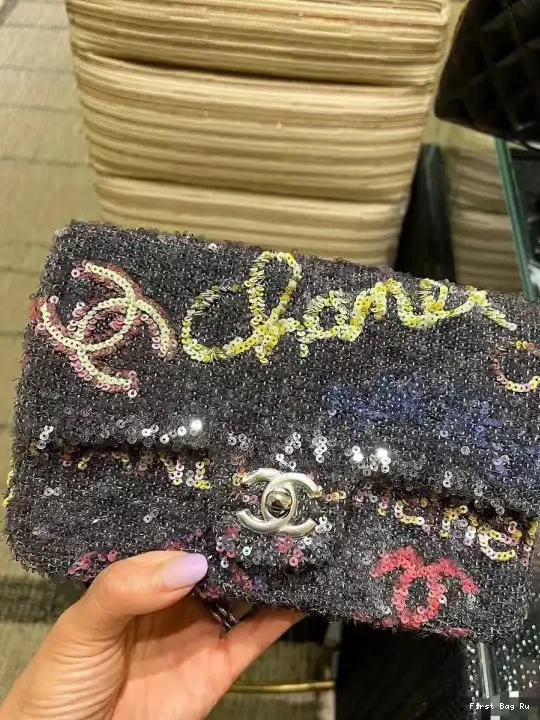First Bag Ru FLAP CHANEL BAG 21CM 0514